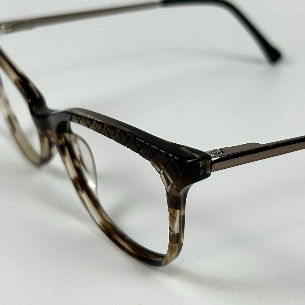 Vera Bradley Indiana Rose Tavia Womens Eyeglasses Brown Full Rim 52-18-135 mm - Picture 6 of 13